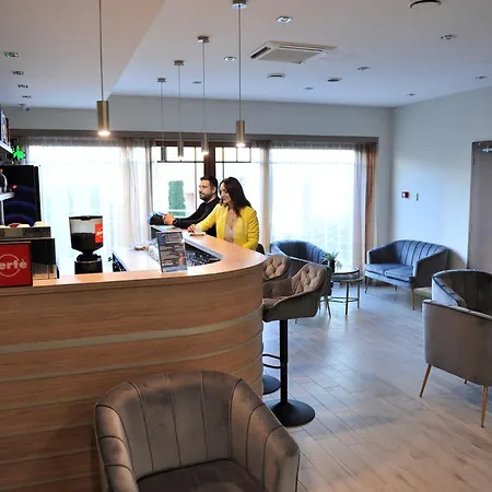 Harom Gunar Hotel Kecskemet