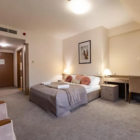 Hotell Harom Gunar Kecskemét