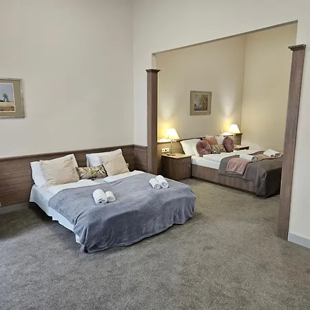 Harom Gunar Hotel Kecskemét