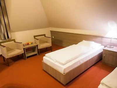 Hotel Három Gúnár